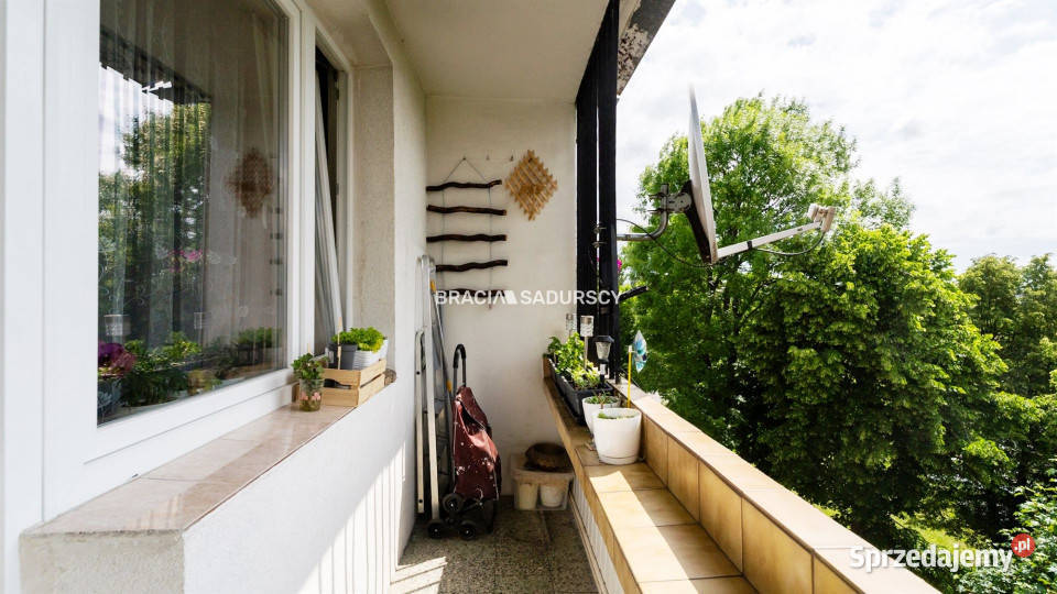sprzedaży mieszkania 48m2 3 pokoje Kraków Os
