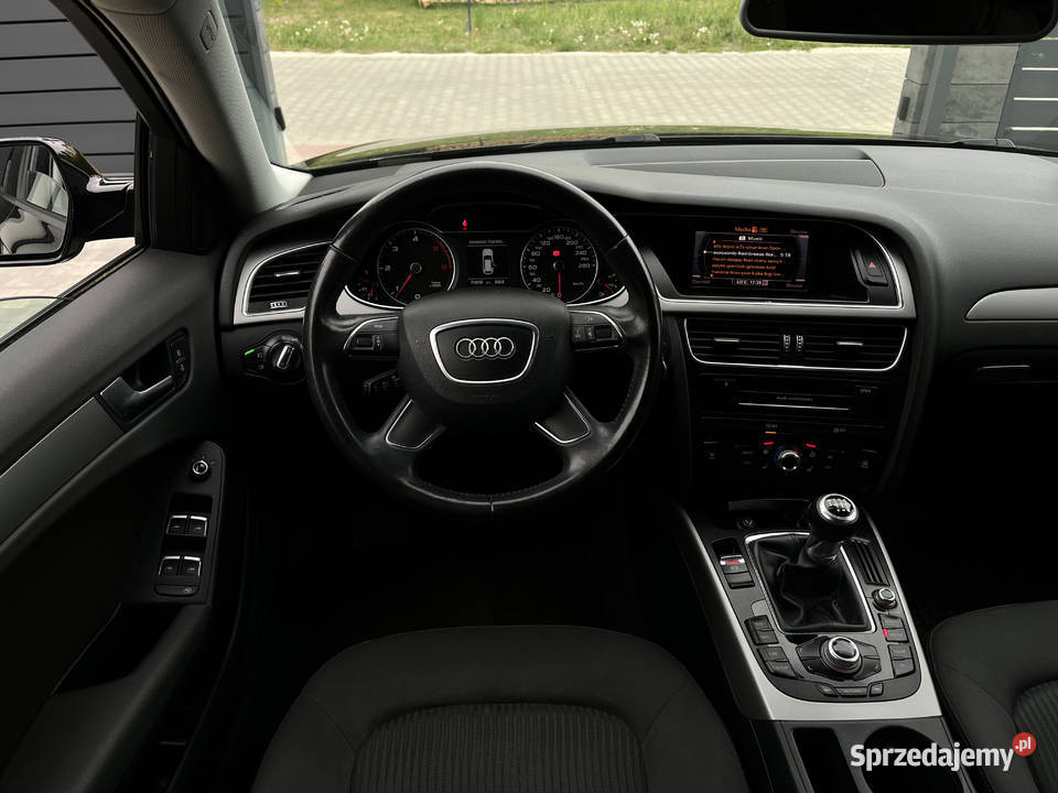 Audi A4 B8 2012r Lift Manual 20TDI Avant Czarna Toruń