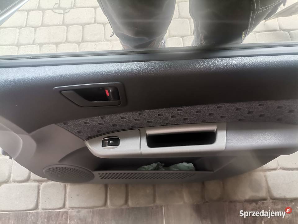 HYUNDAI GETZ 5D DRZWI PRAWY PRZÓD CS Rok produkcji 2003 Nowy Sącz