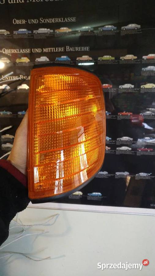 W124 kierunkowskazy pomarańczowe i białe Przeźmierowo sprzedam
