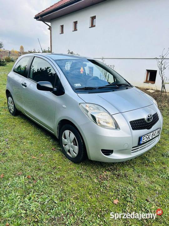 Toyota Yaris 10 benzyna 2008 220000km