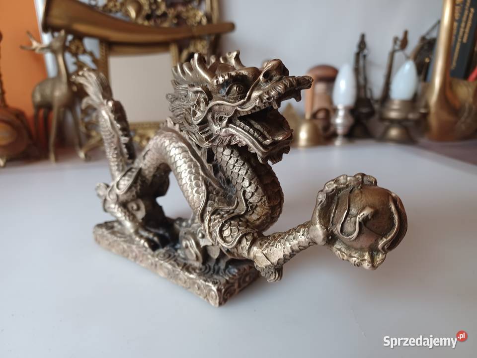 Stara figura smoka z brązu Poznań