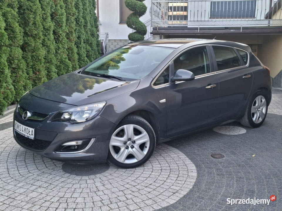Opel Astra Lift Navi PółSkóry 14 Turbo GWARANCJA lakier metallic Astra Płońsk sprzedam