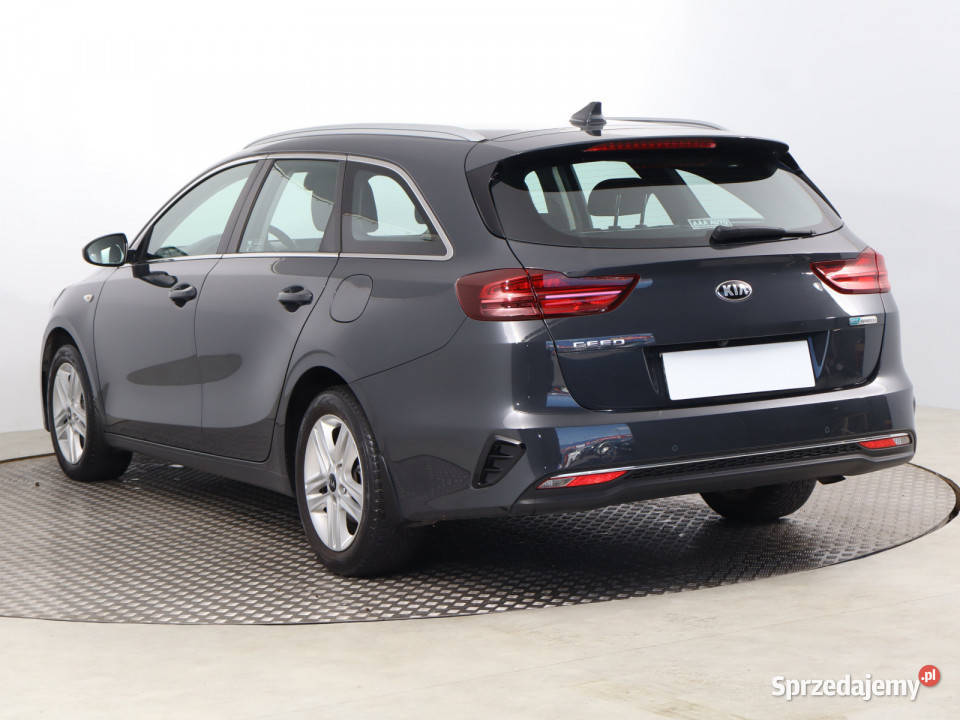 Kia Ceed 16 CRDi MHEV isofix Bielany Wrocławskie
