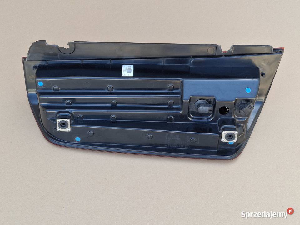 MERCEDES TOURISMO CITARO TRAVEGO LAMPA PRAWY TYŁ Bieleń