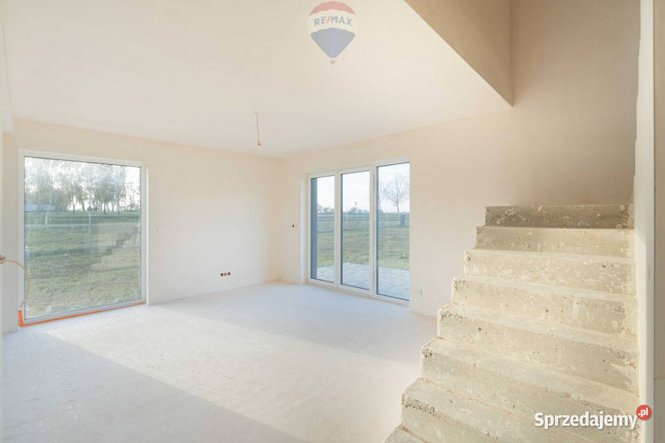 Wyjątkowy funkcjonalny dom duża działka obok las Liczba pokoi 5 Cerekwica