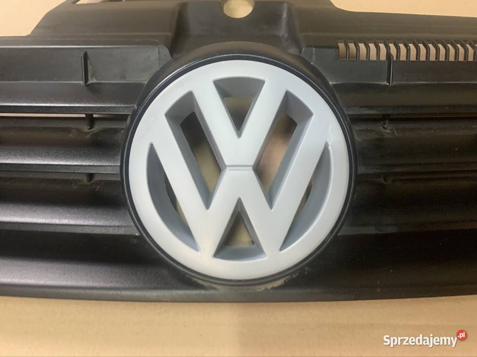 Grill atrapa chłodnicy volkswagen vw polo 4 9n Rok produkcji 2005 Atrapy Szczecin