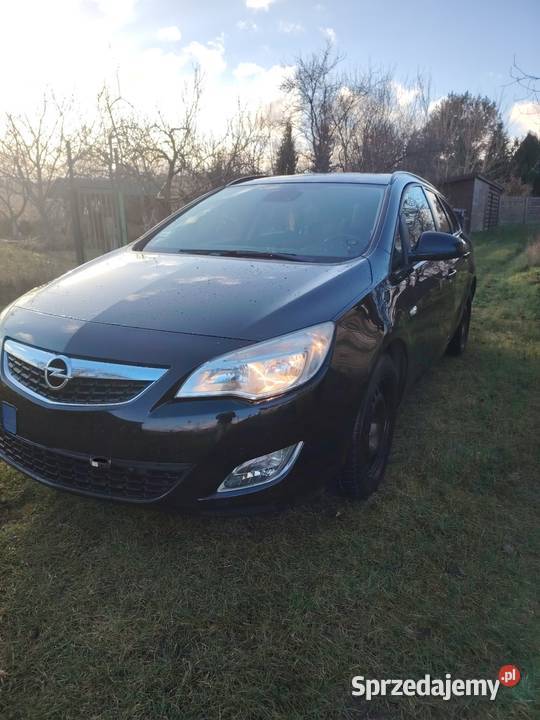 Opel Astra J 17 cdti 110 2011 Grzmiąca