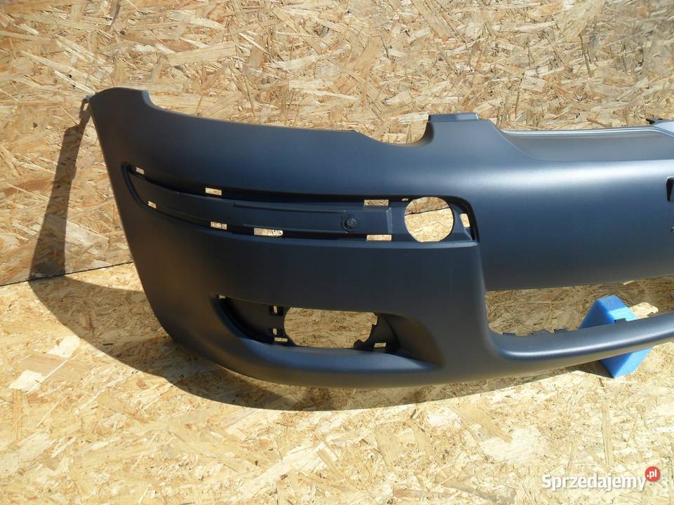 ZDERZAK PRZEDNI Toyota Yaris 2003 zamiennik osobowe Nowy Tomyśl