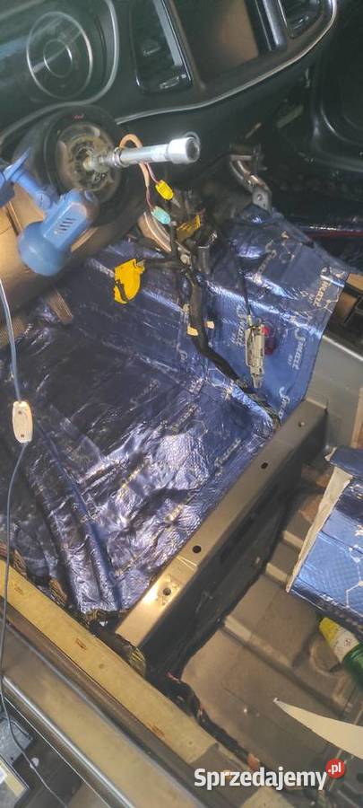 Dodge Challenger SXT PLUS 57 HEMI 210000km Szydłowiec