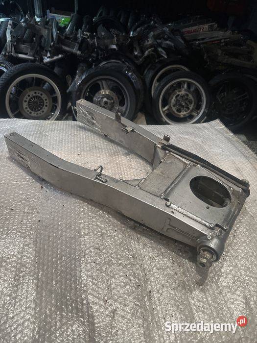 Wahacz Tylny TYŁ Kawasaki ZX9R V412 Pozostałe wielkopolskie sprzedam