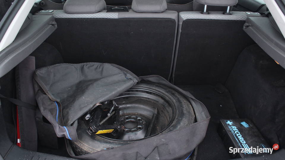 Ford Focus MK2 16 LPG 5 drzwi 2007 sprzedam