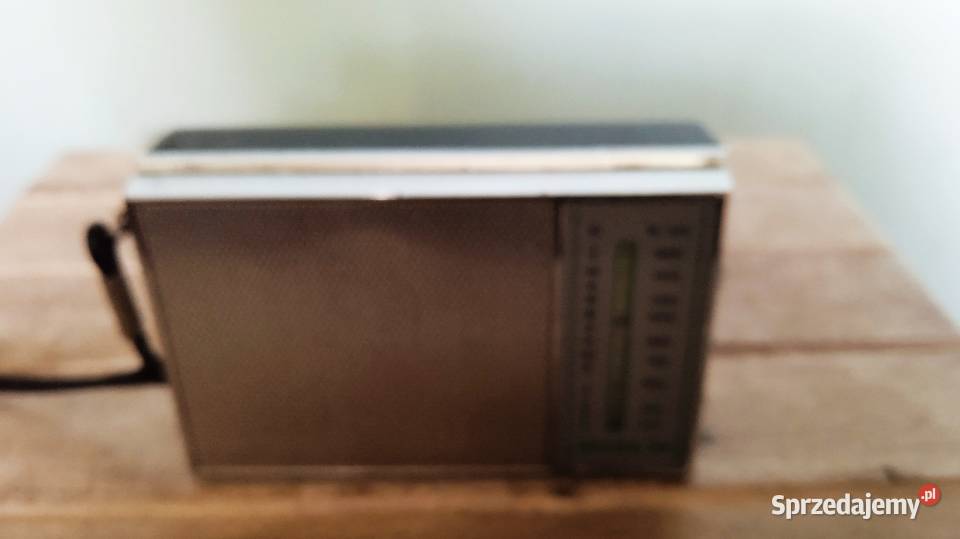 Kolekcjonerskie radio tranzystorowe z czasów PRL