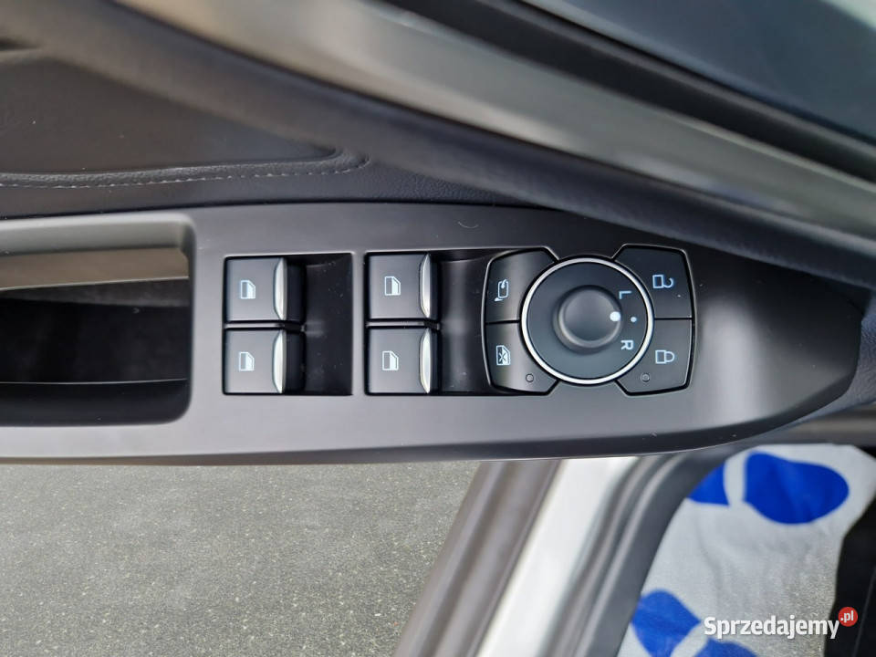 Ford Focus 10 EcoBoost mHEV Titanium X Z wspomaganie kierownicy Warszawa