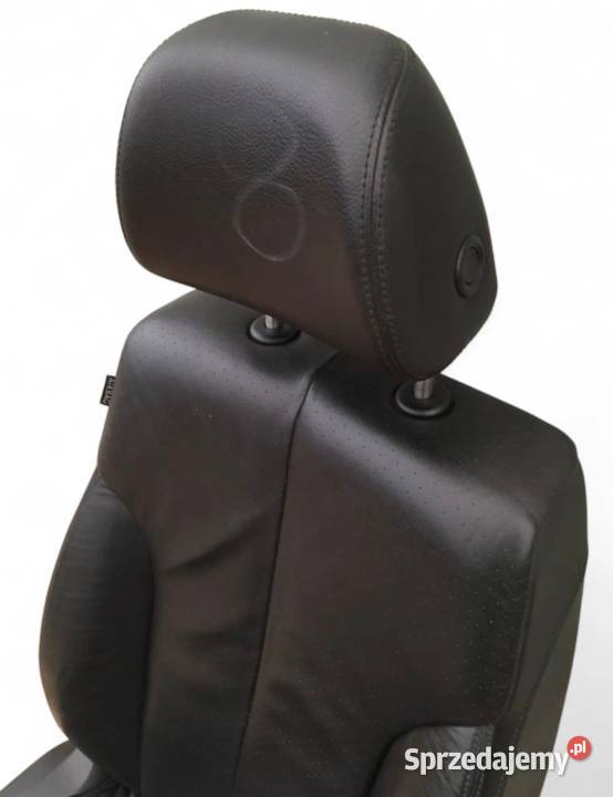 FOTEL PRZÓD PRAWY PASAŻERA CZARNA SKÓRA VW Działoszyce