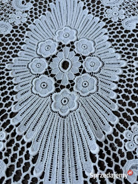 bieżnik koronkowy rękodzieło Zabrze