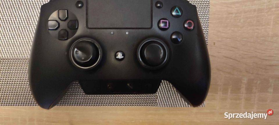 Pady Razer Raiju uszkodzone Drzycim