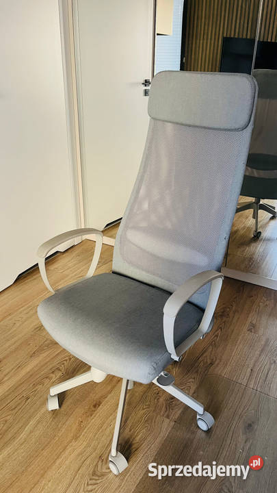 IKEA MARKUS krzesło biurowe jasnoszare (one size) – ideal condition