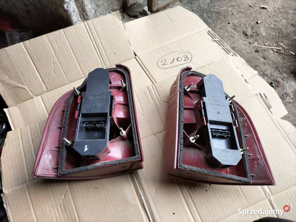 FORD MONDEO MK2 KOMBI LAMPA TYŁ TYLNA LEWA PRAWA Kamień-Kolonia