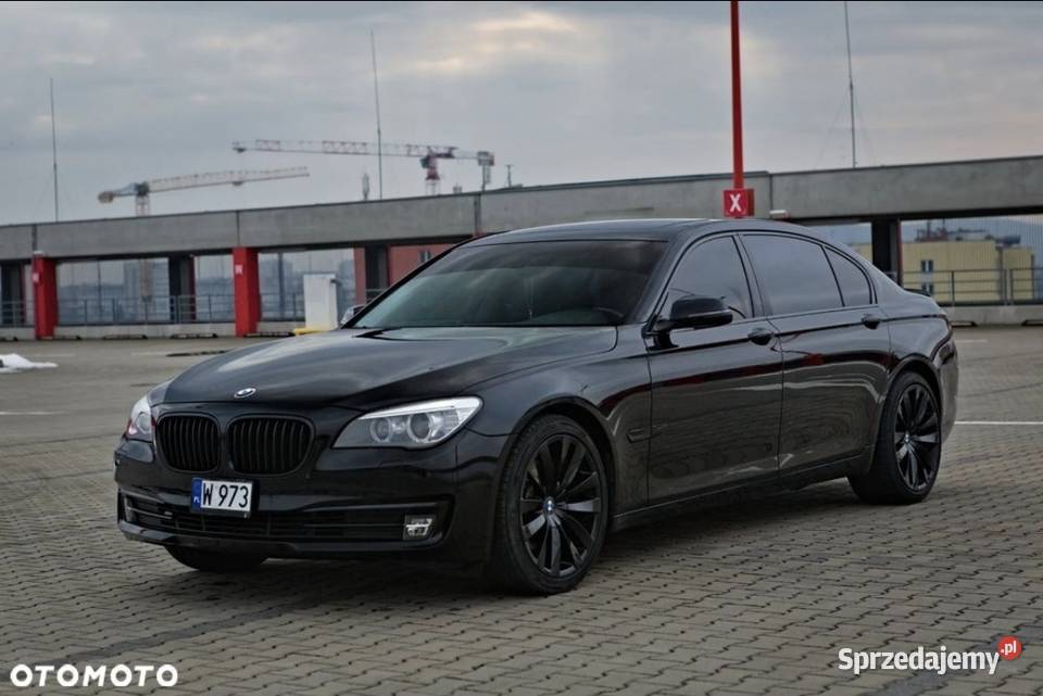 BMW F01 740iL Rok produkcji 2015 Samochody osobowe świętokrzyskie