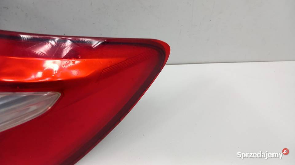 RENAULT MEGANE III HB LAMPA TYŁ PRAWA Zbierkowo