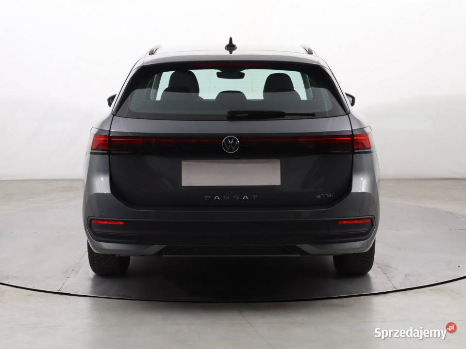 VW Passat 15 eTSI ACT podgrzewane fotele Katowice