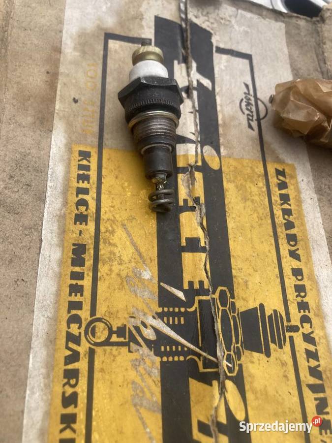 Świece Żarowe Iskra SM1C Nowe Ze Starych Zapasów sprzedam