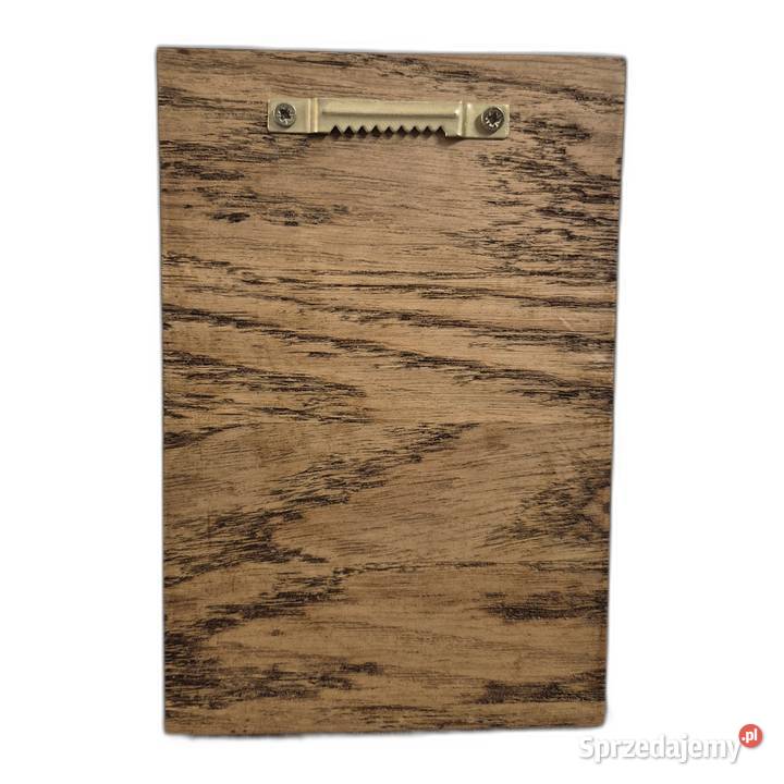 Matka Boska Częstochowska płaskorzeźba w dębie Malechowo