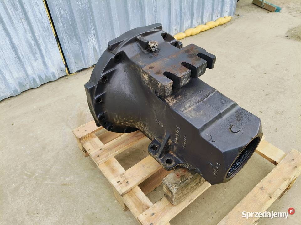 Claas Axion 840 CMatic A31 13r Pochwa zwolnicy Stalewo