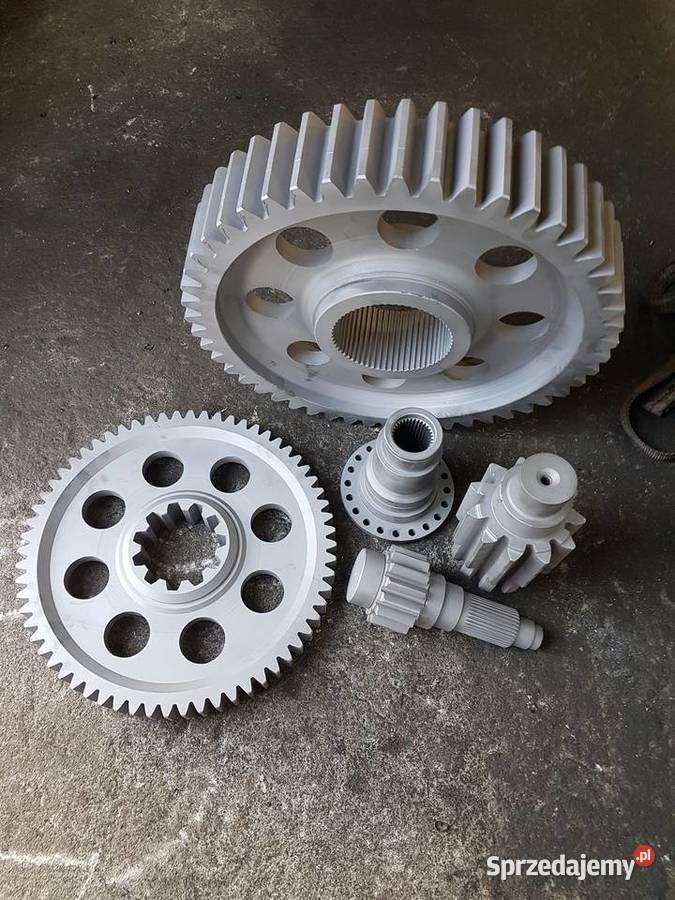 zwolnica spycharki komatsu koła zębate wielkopolskie Czempiń sprzedam