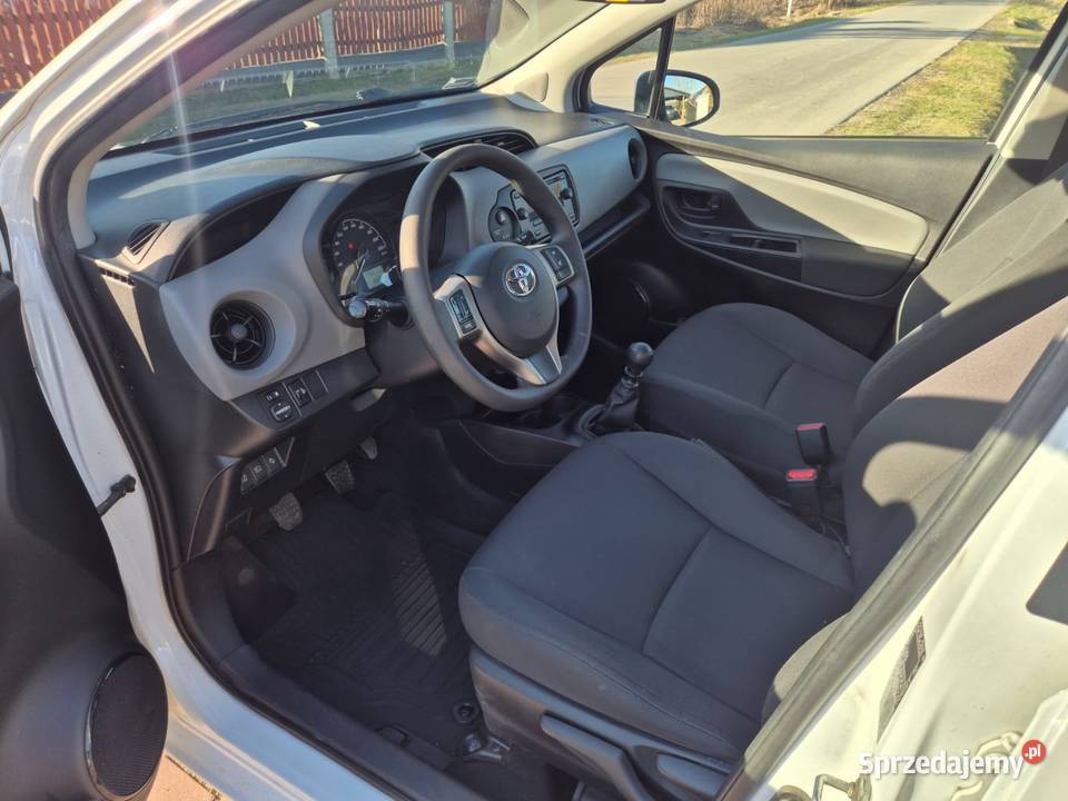 Yaris 15Vvti Polski Salon I właściciel 111 Clio benzyna podkarpackie