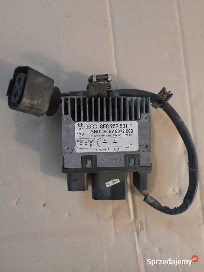 AUDI A4 B7 MODUŁ WENTYLATORÓW 8E0959501P osobowe Motoryzacja dolnośląskie Ziębice