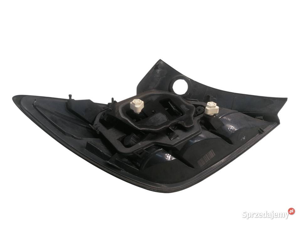 LAMPA PRAWA TYLNA TYŁ OPEL ASTRA III H GTC