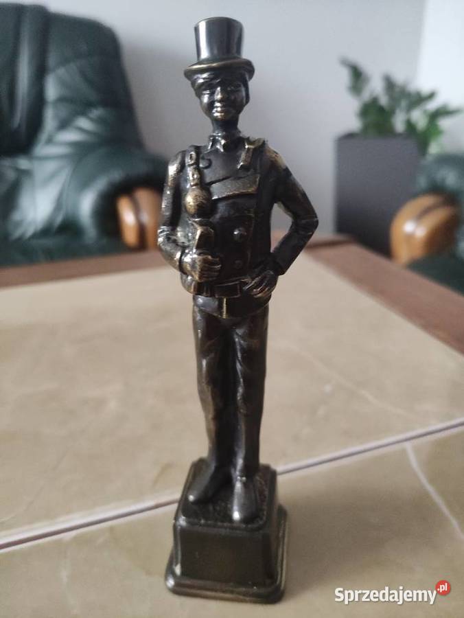 Statuetka kominiarz mosiądz brąz PRL lata 70 te lubelskie Janów Lubelski
