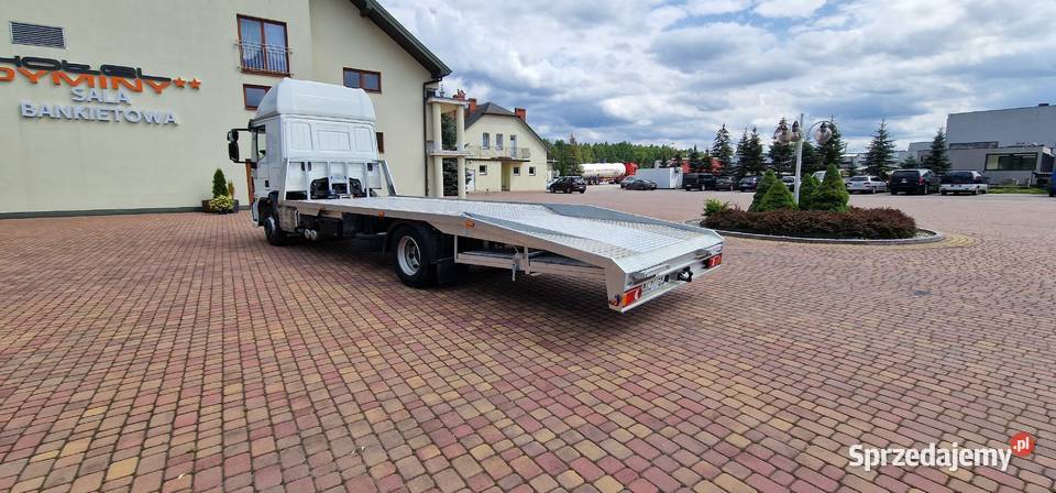 Zabudowa Laweta Autolaweta Pomoc Drogowa Najazd Kielce