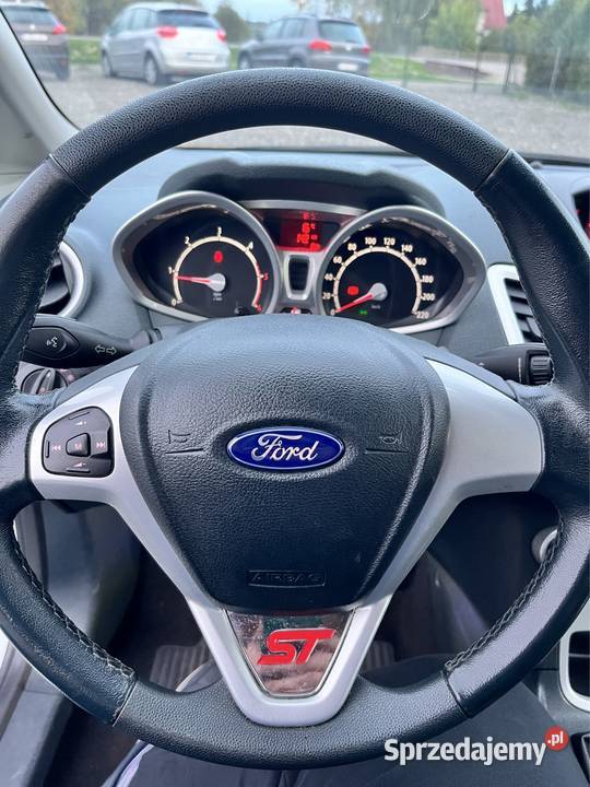 Ford fiesta MK7 16tdci 2011r CD Tomaszów Lubelski
