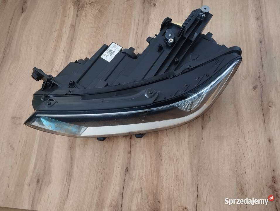 VW PASSAT B8 LAMPA LEWA PRZÓD PRZEDNIA Wschowa