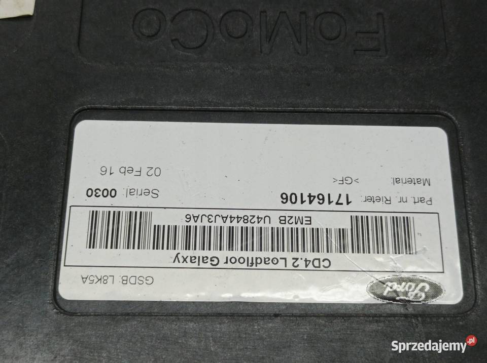 OSŁONA PROGU BAGAŻNIKA PODŁOGA KOMPLET DYWAN