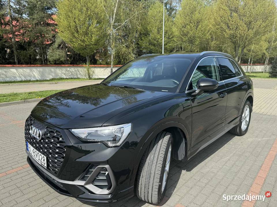 Sprzedam Audi Q3 45 TFSI Quattro S Line Łomża