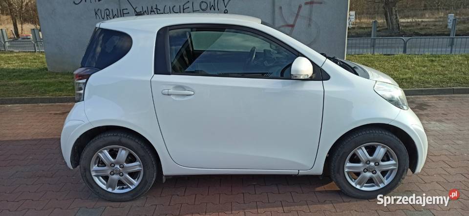 Toyota IQ Łódź