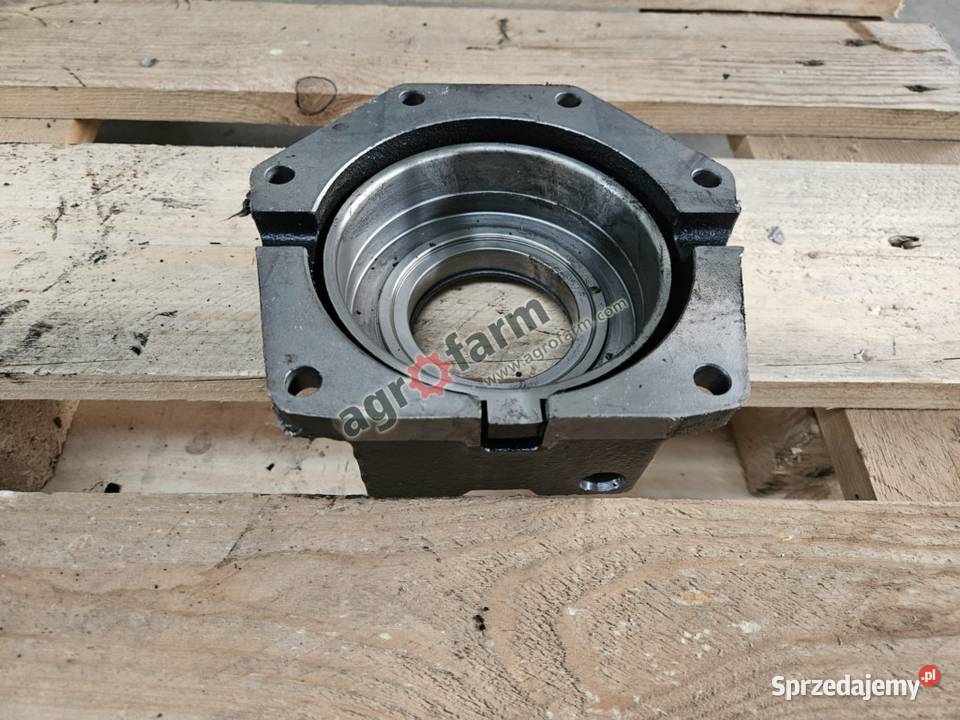 Obudowa blokady mostu FWD Case Luxxum 120 110 Byków sprzedam