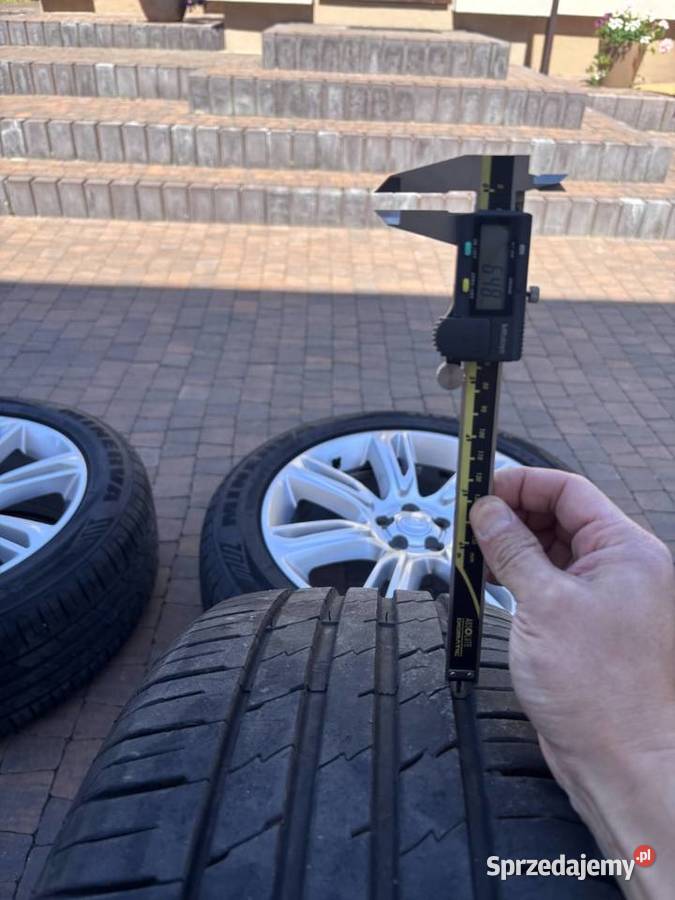 Koła zimowe do Land Rover Velar 85 x 20 5x108 ET Zamość