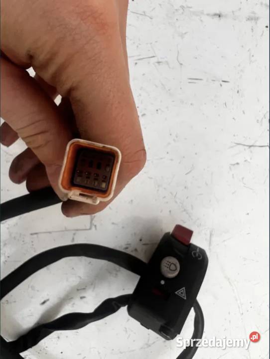 przełącznik prawy starter Ducati SuperSport 950 wielkopolskie Ostrzeszów