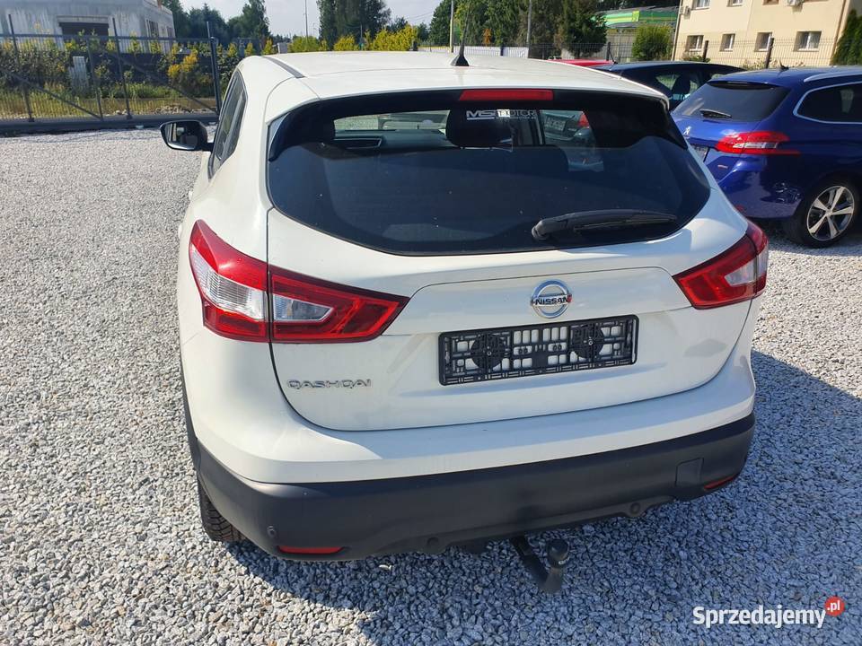 Sprzedsm nissana qasshqaia benzyna