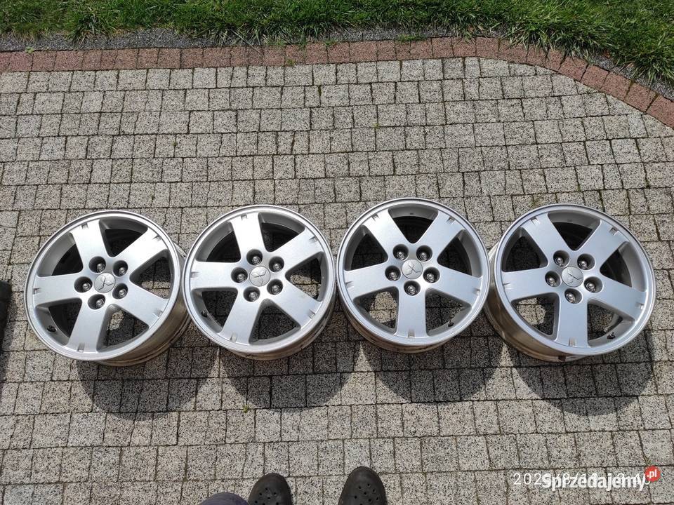 Felgi aluminiowe Mitsubishi Outlander 16x65JJ aluminiowe Koła i felgi