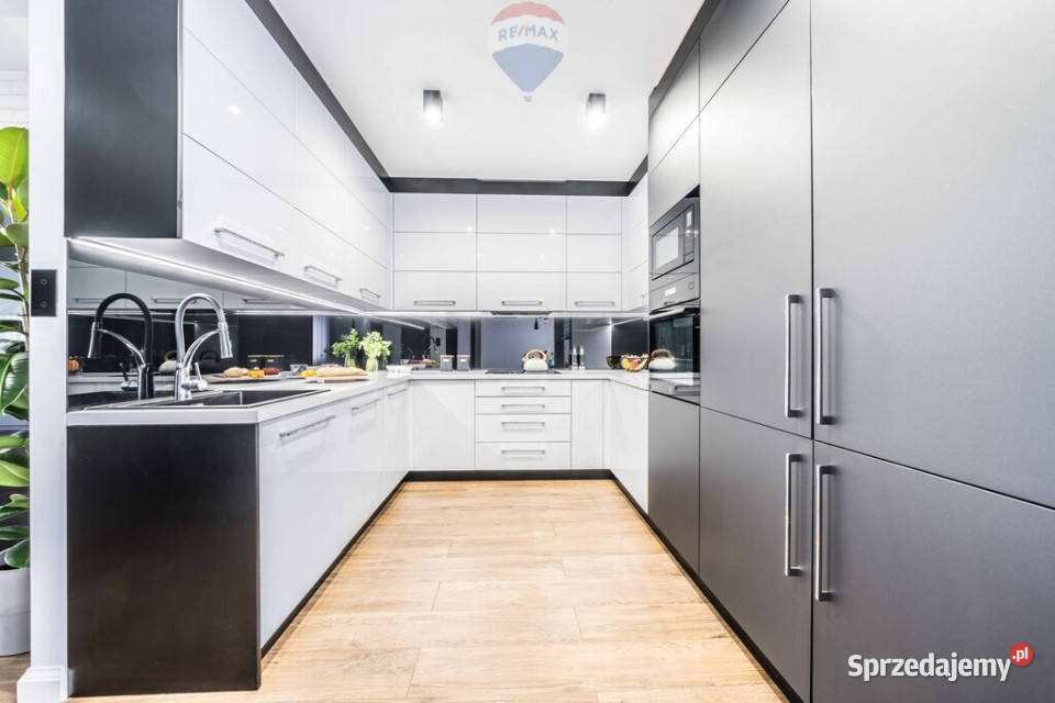 Całkowicie urządzony nowy dom Chomęcice bliźniak sprzedam