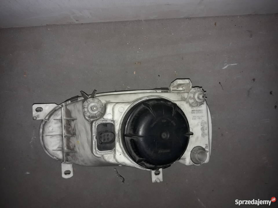 VW Golf III 3 Lampa przód Częstochowa