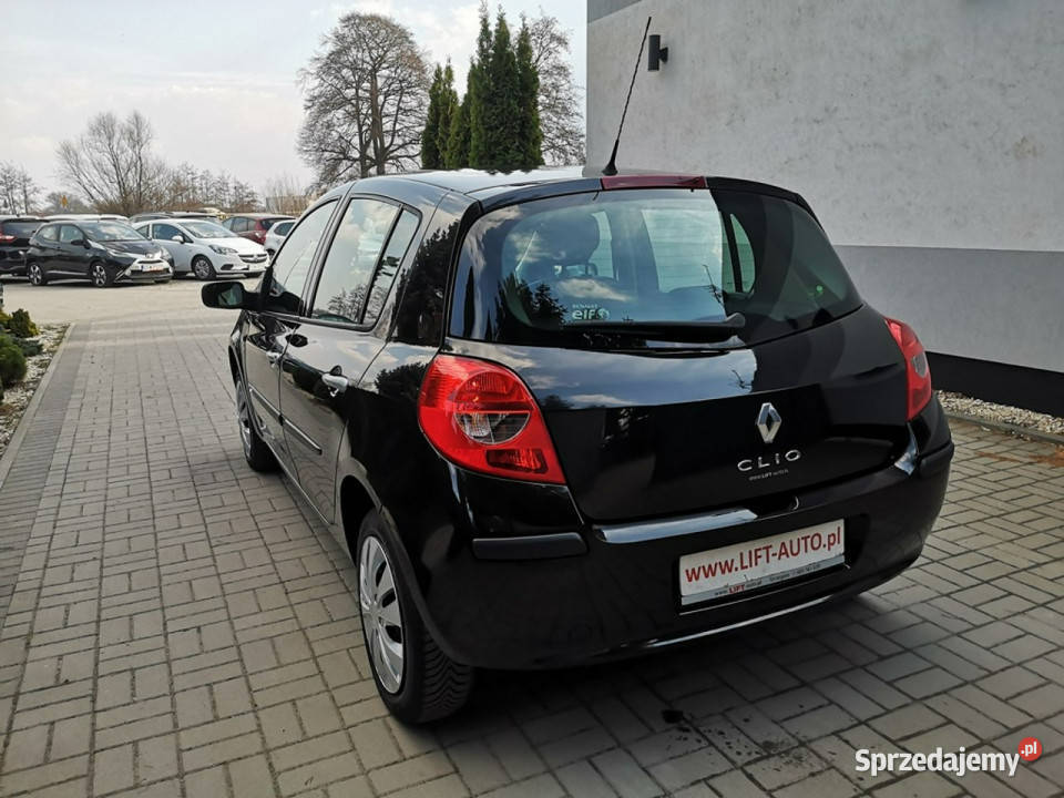 Renault Clio 12 Benzyna 75 Klimatyzacja Strzegom