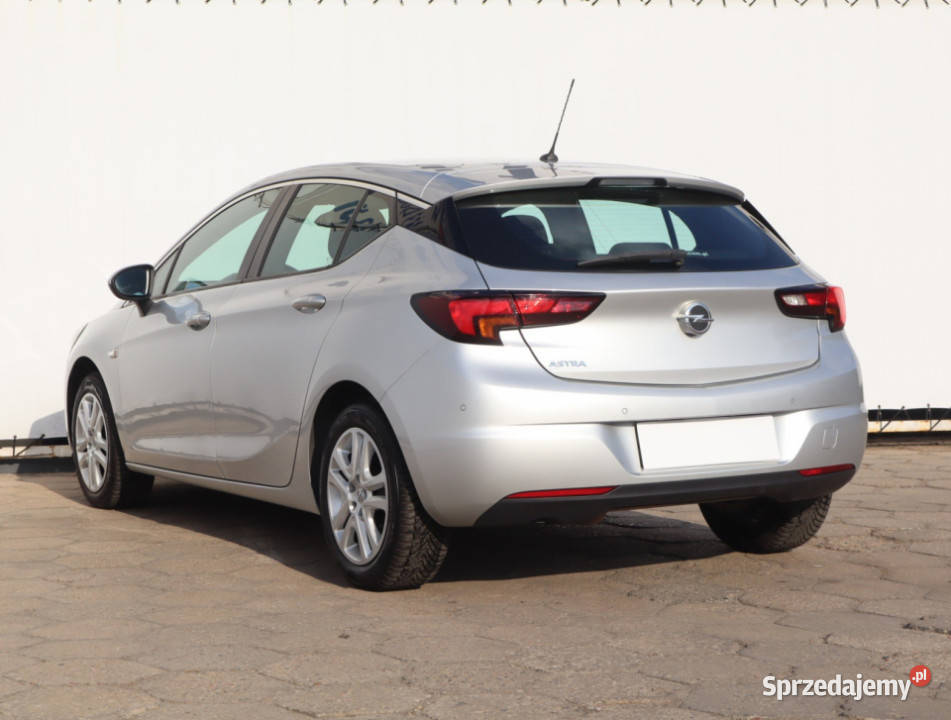 Opel Astra 14 T Rok produkcji 2019 Łódź sprzedam