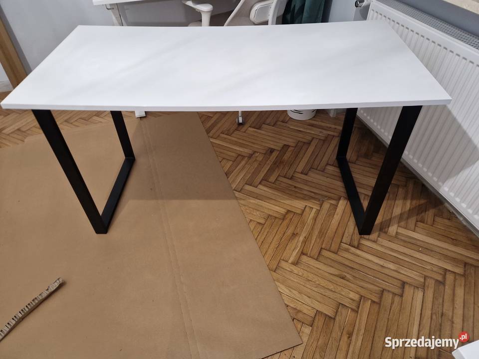 Eleganckie Biurko do pracygamingowe 135x65 sprzedam